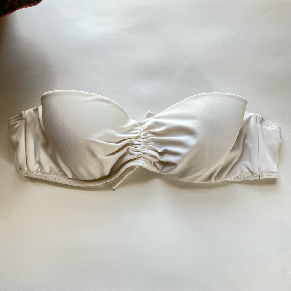 ✨ Sundazed White Strapless Bikini Top ✨